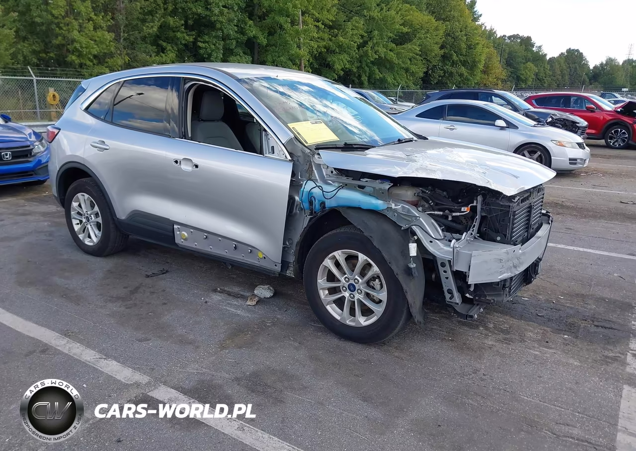 2020 Ford Escape Se