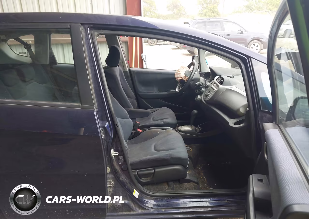2009 Honda Fit Sport VIN:JHMGE88429S035810 - 5