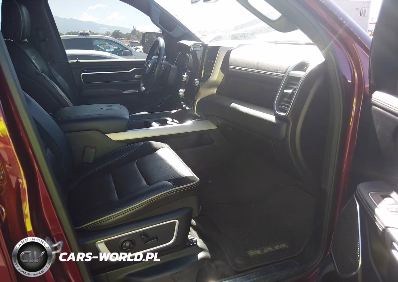 2019 Ram 1500 Laramie 4X4 6'4 Box VIN:1C6SRFRT3KN923214 - 5