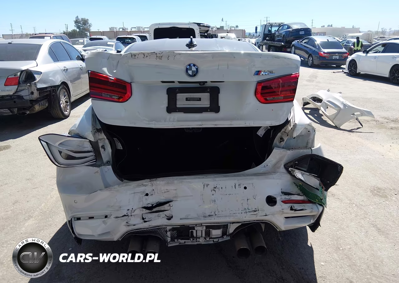 2018 BMW M3 VIN:WBS8M9C51J5L00419 - 15