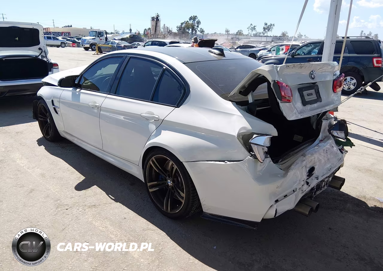 2018 BMW M3 VIN:WBS8M9C51J5L00419 - 3