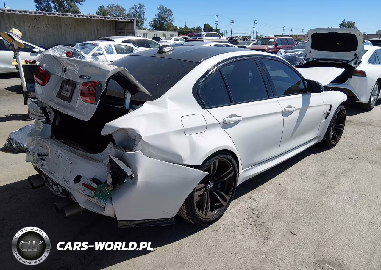 2018 BMW M3 VIN:WBS8M9C51J5L00419 - 4