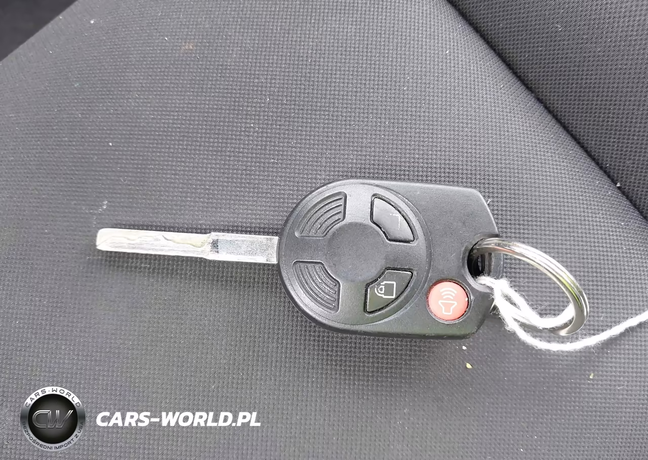 2015 Ford Escape S VIN:1FMCU0F71FUC73211 - 11