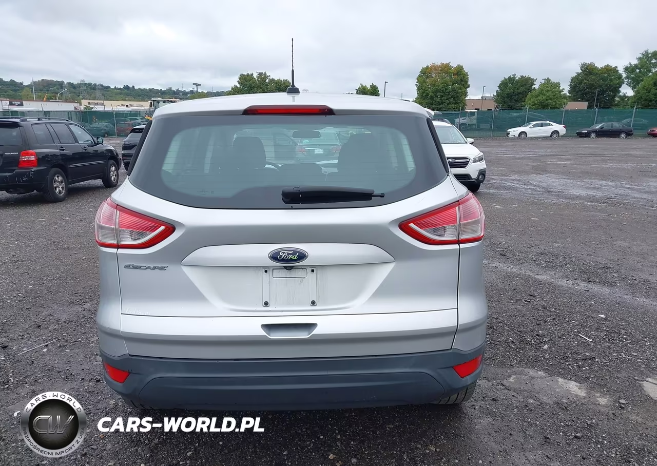 2015 Ford Escape S VIN:1FMCU0F71FUC73211 - 16
