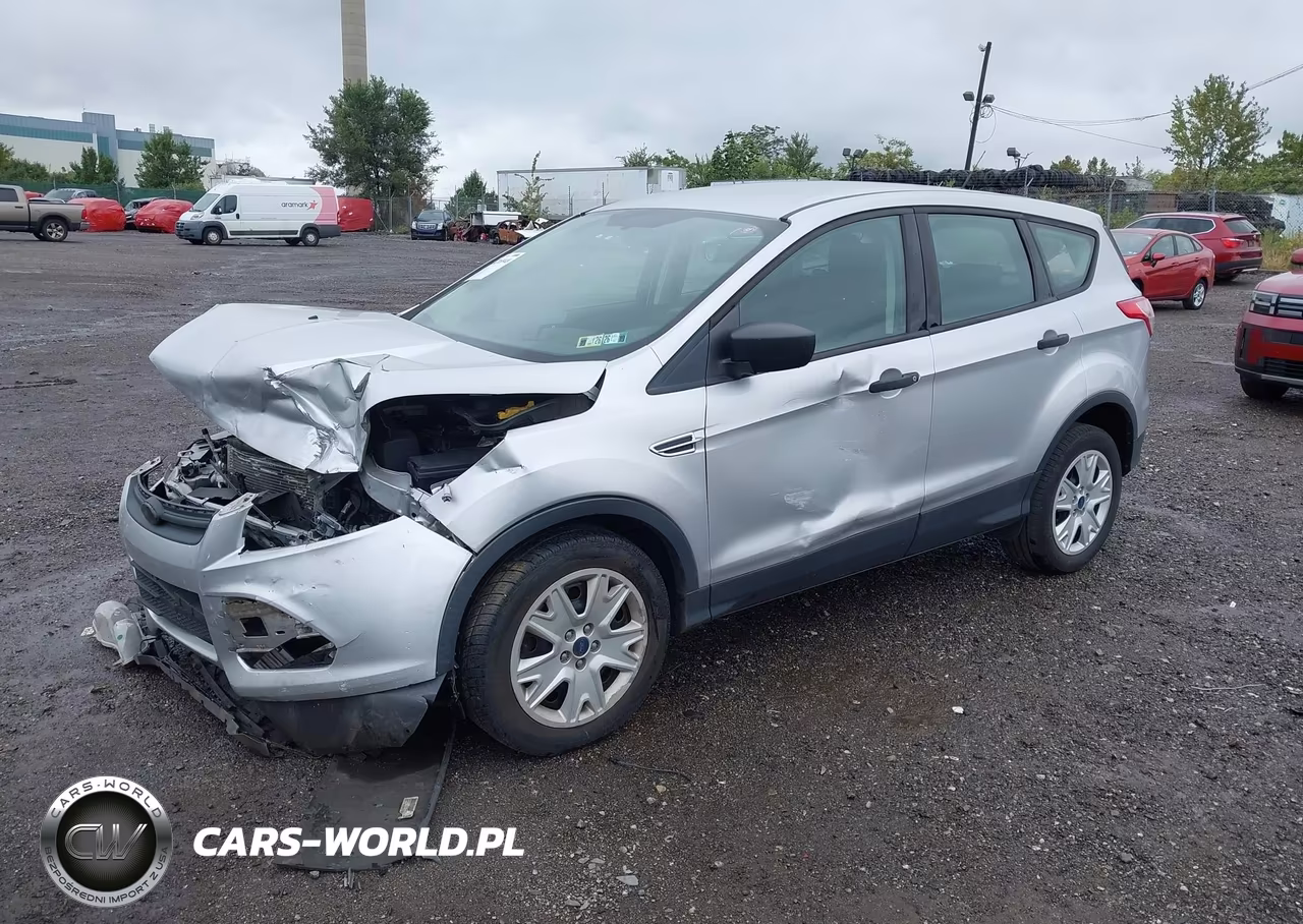 2015 Ford Escape S VIN:1FMCU0F71FUC73211 - 2