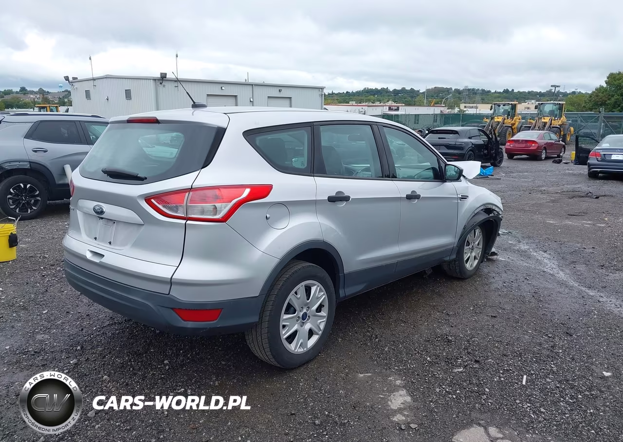 2015 Ford Escape S VIN:1FMCU0F71FUC73211 - 4