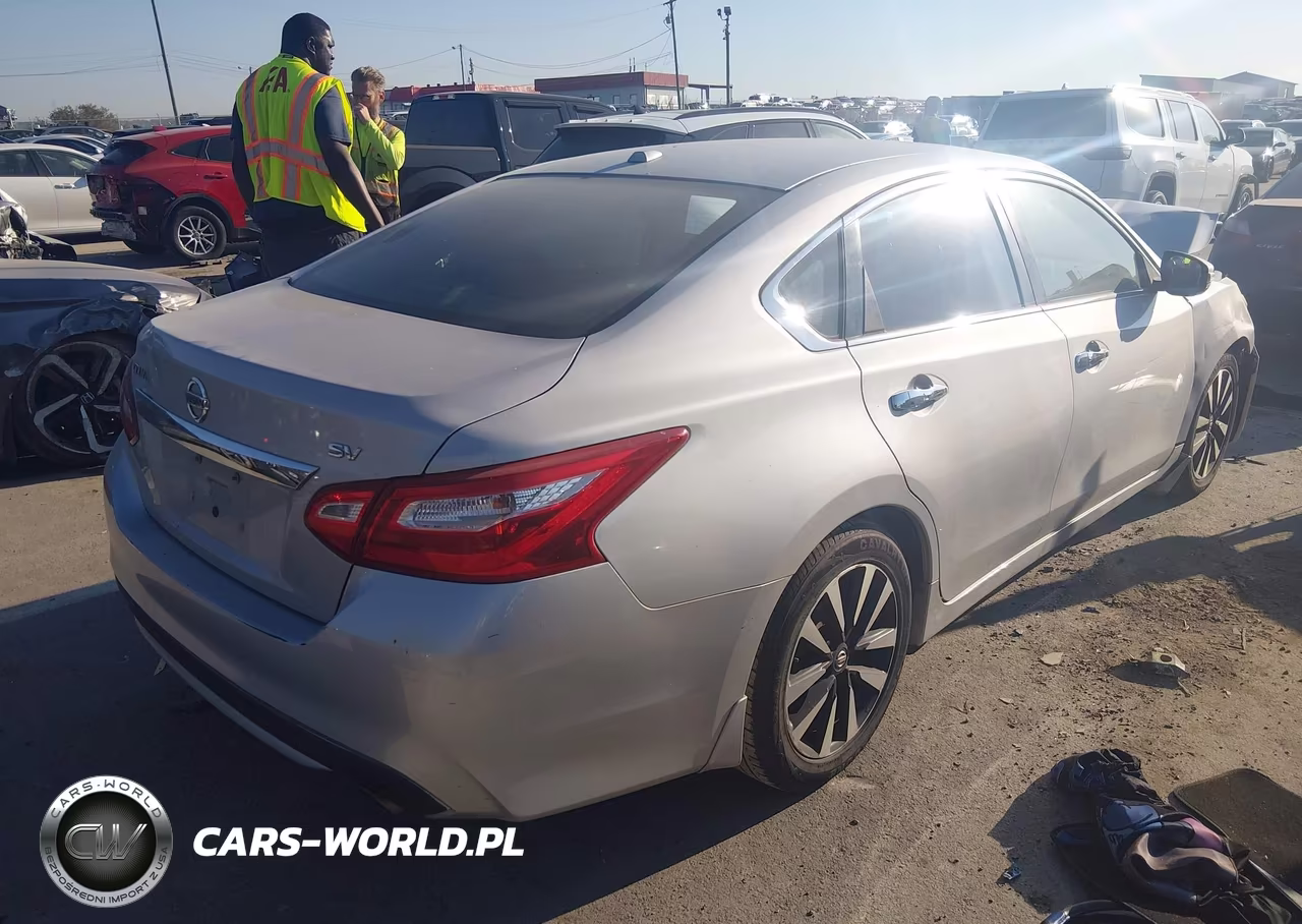 2017 Nissan Altima 2.5-S-Sv-Sl-Sr VIN:1N4AL3AP3HC490958 - 4