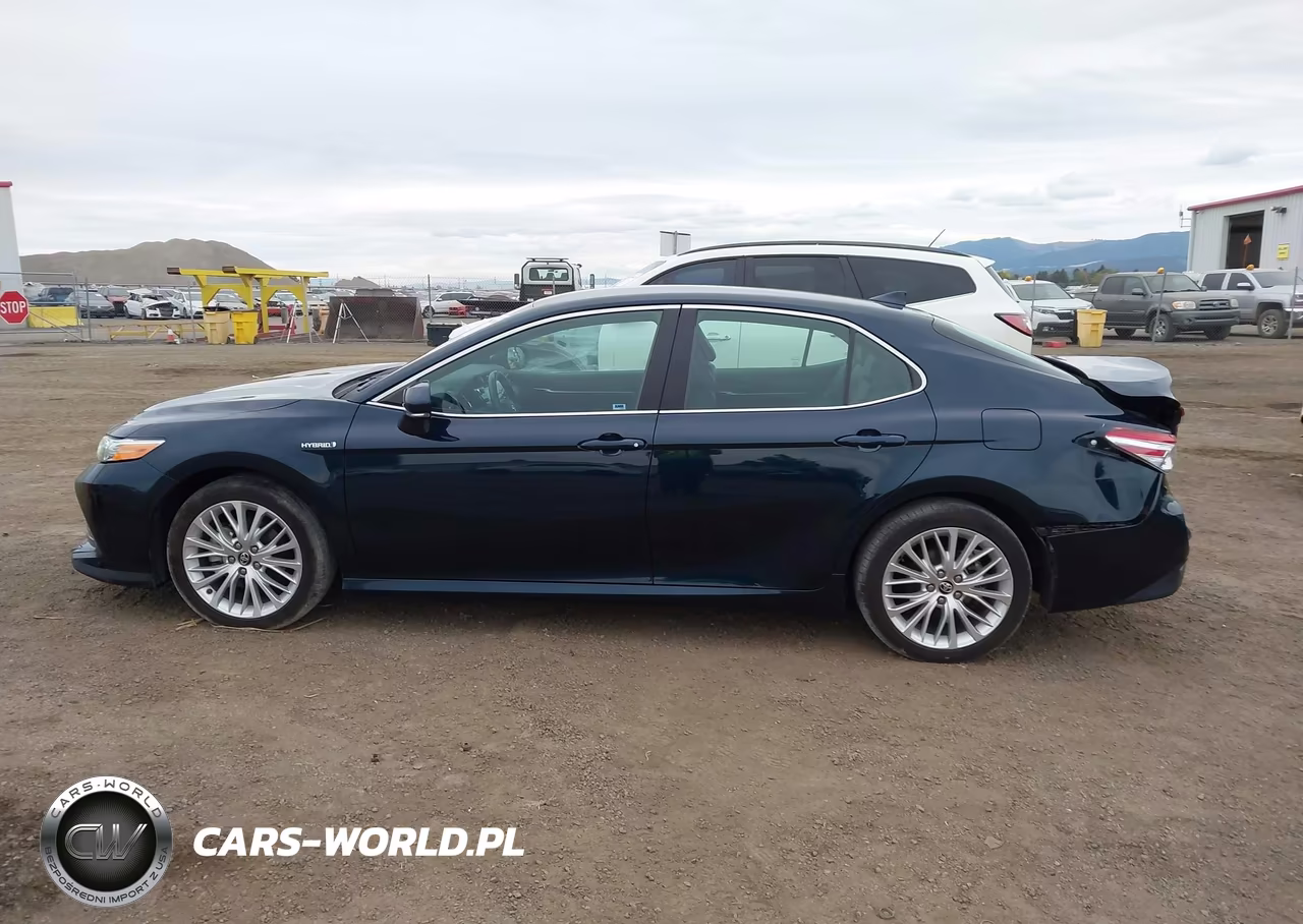 2020 Toyota Camry Xle Hybrid VIN:4T1F31AK1LU528789 - 15