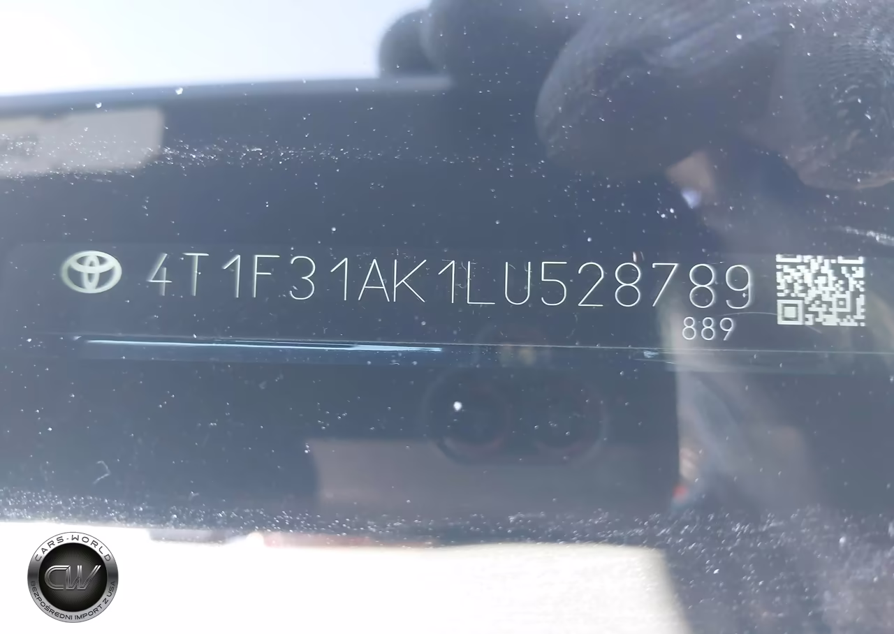 2020 Toyota Camry Xle Hybrid VIN:4T1F31AK1LU528789 - 9