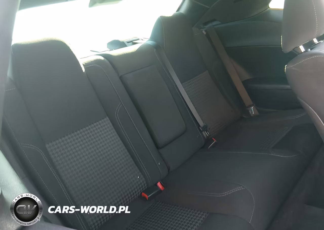 2016 Dodge Challenger Sxt VIN:2C3CDZAGXGH198758 - 8