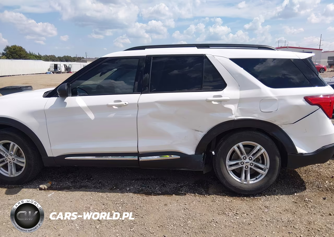 2022 Ford Explorer Xlt VIN:1FMSK7DH1NGC05915 - 14