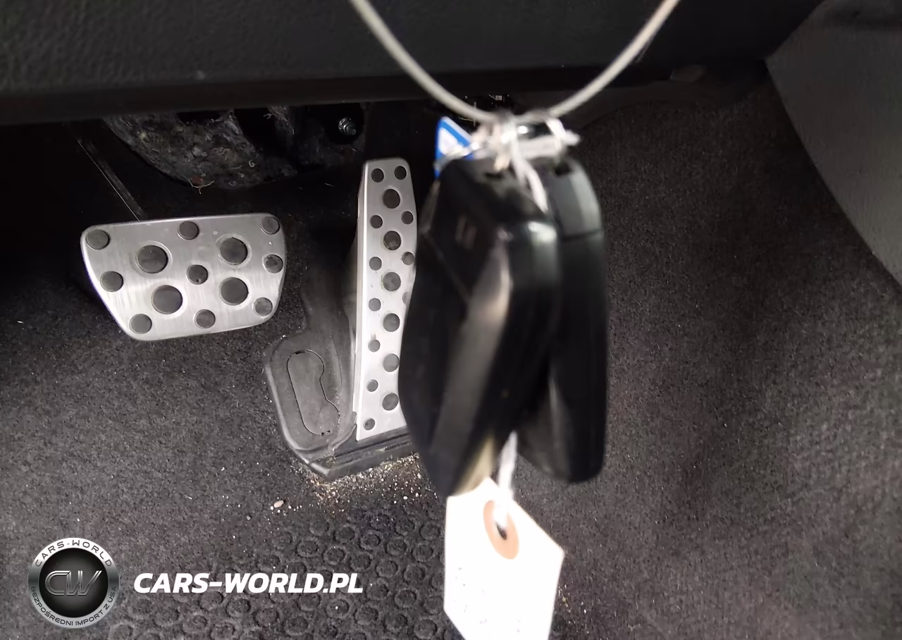 2025 Toyota Camry Xse VIN:4T1DAACK7SU016110 - 11