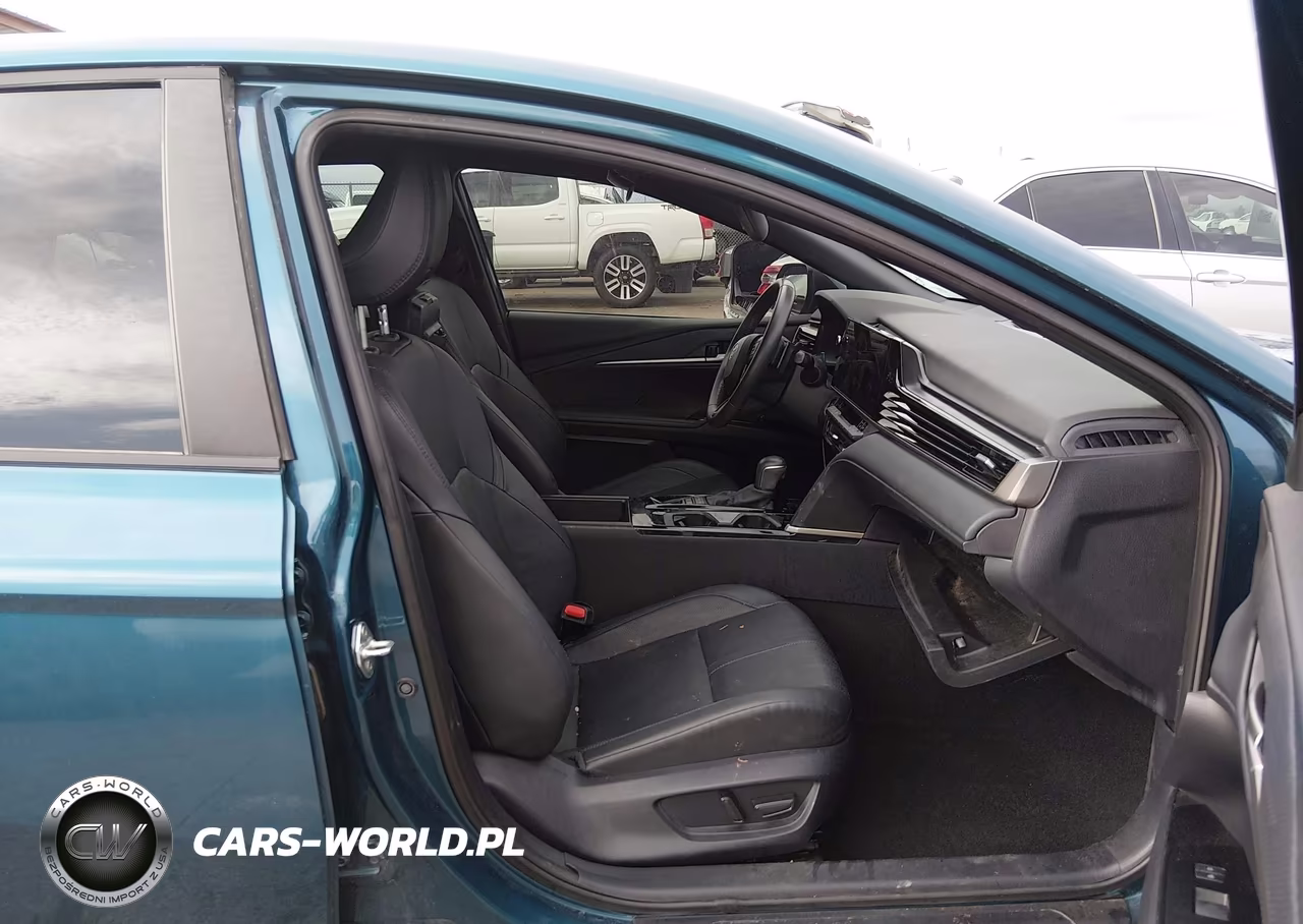 2025 Toyota Camry Xse VIN:4T1DAACK7SU016110 - 5