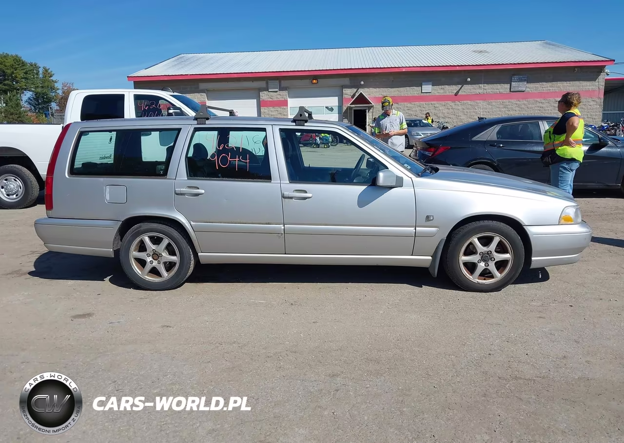 1999 Volvo V70 Glt VIN:YV1LW56D3X2627870 - 14
