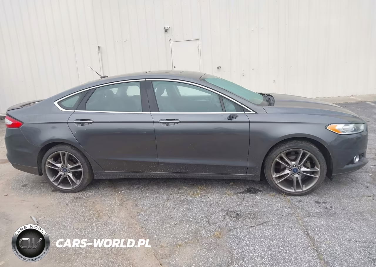 2015 Ford Fusion Titanium VIN:3FA6P0K93FR211032 - 13