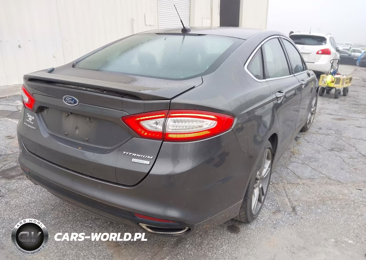 2015 Ford Fusion Titanium VIN:3FA6P0K93FR211032 - 4