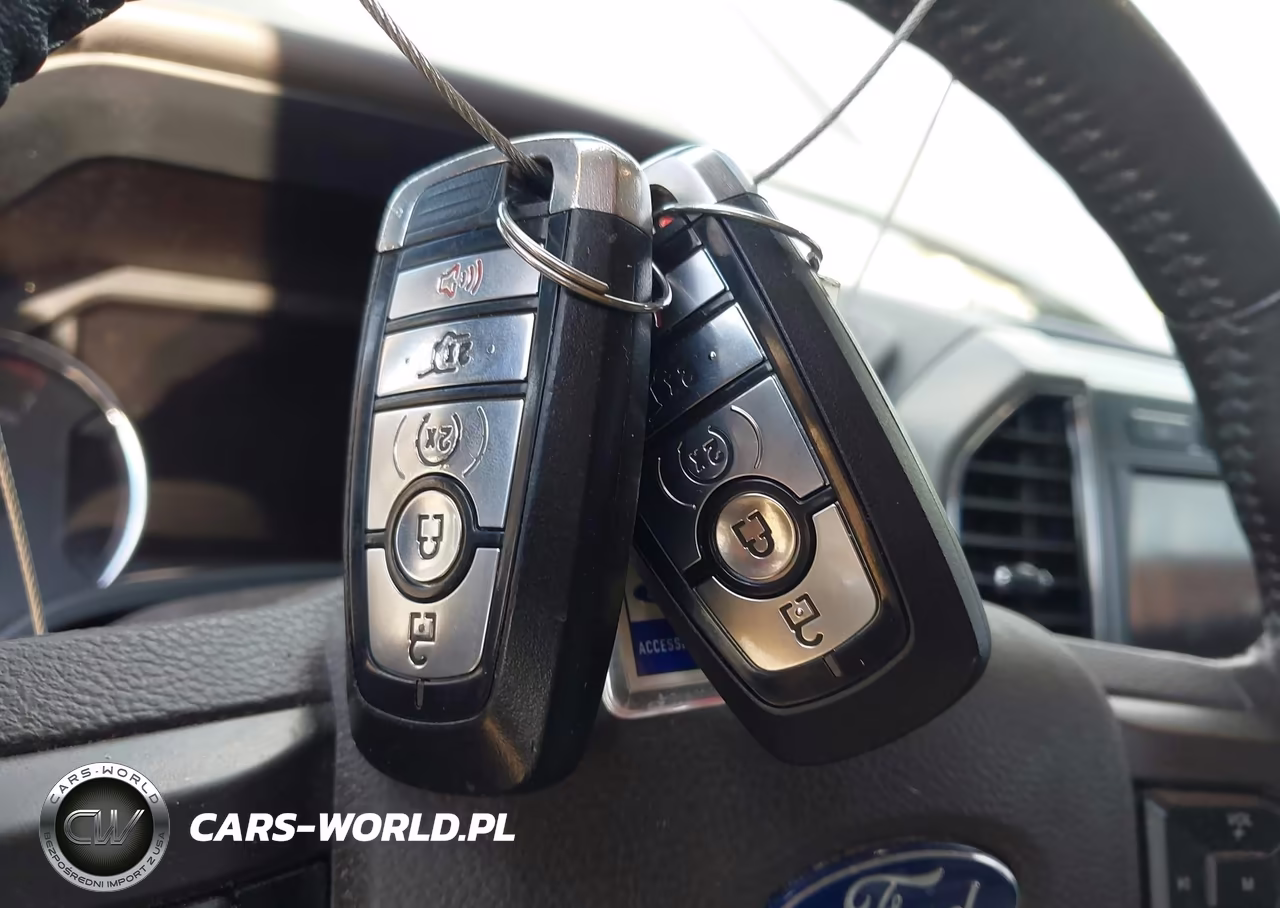 2019 Ford Expedition Xlt VIN:1FMJU1HT8KEA11889 - 11