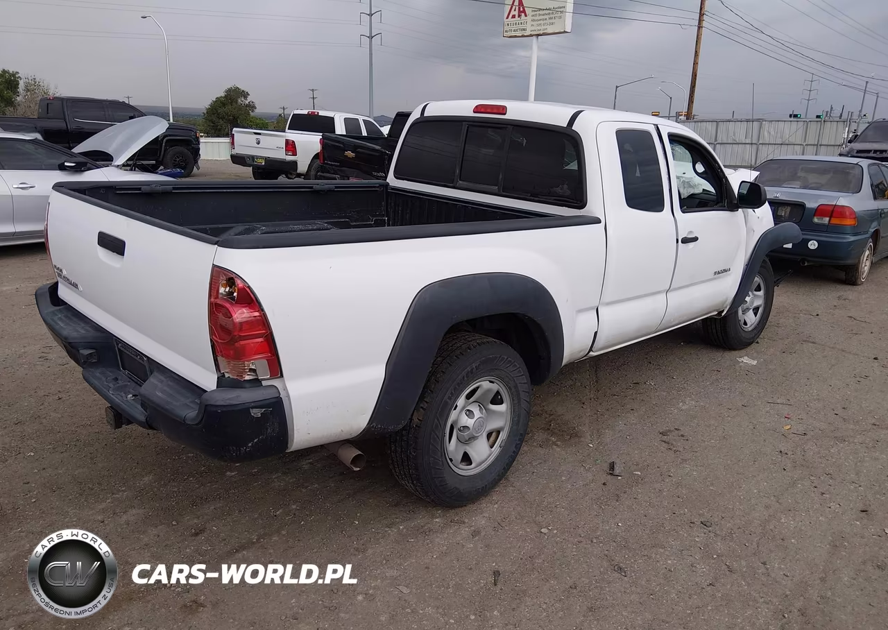 2013 Toyota Tacoma VIN:5TFUX4EN5DX021111 - 4