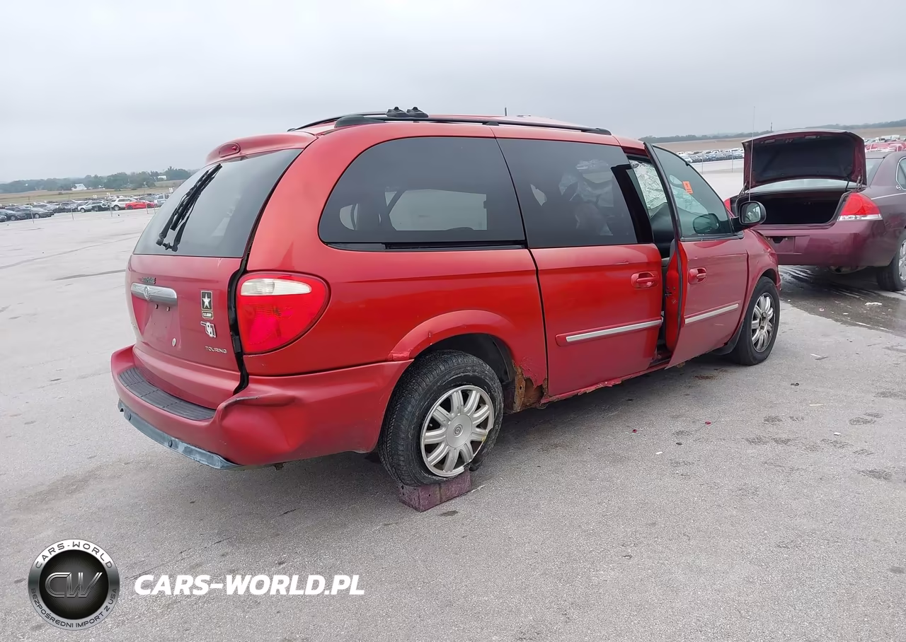 2005 Chrysler Town & Country Touring VIN:2C4GP54LX5R202336 - 4