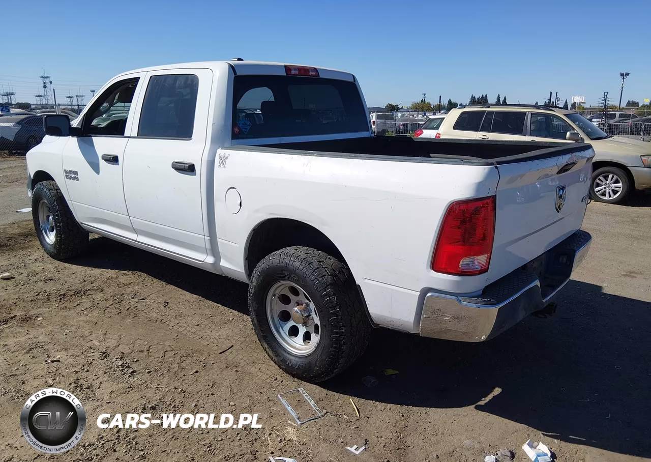 2018 Ram 1500 Tradesman 4X4 5'7 Box VIN:1C6RR7KG5JS254848 - 3