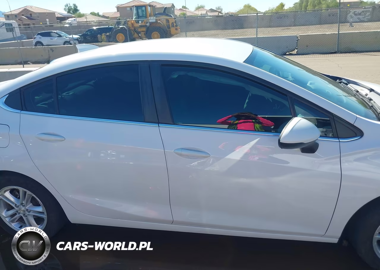 2017 Chevrolet Cruze Lt Auto VIN:1G1BE5SM1H7156034 - 13
