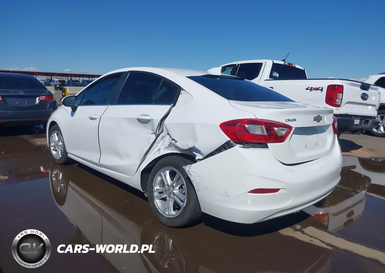 2017 Chevrolet Cruze Lt Auto VIN:1G1BE5SM1H7156034 - 3