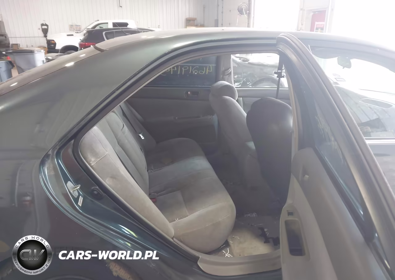 2003 Toyota Camry Le VIN:4T1BE32K63U756354 - 8