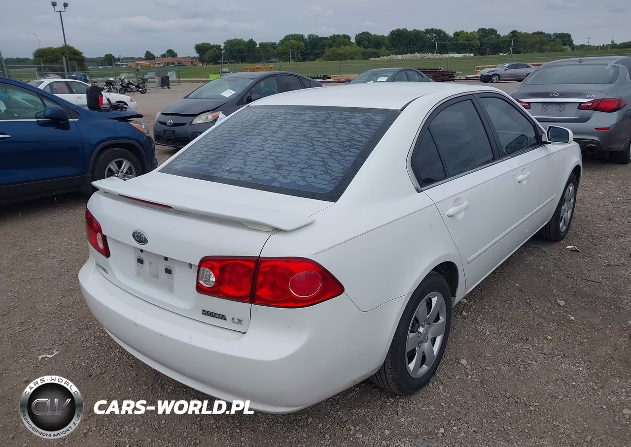 2008 Kia Optima Lx VIN:KNAGE123X85216995 - 4