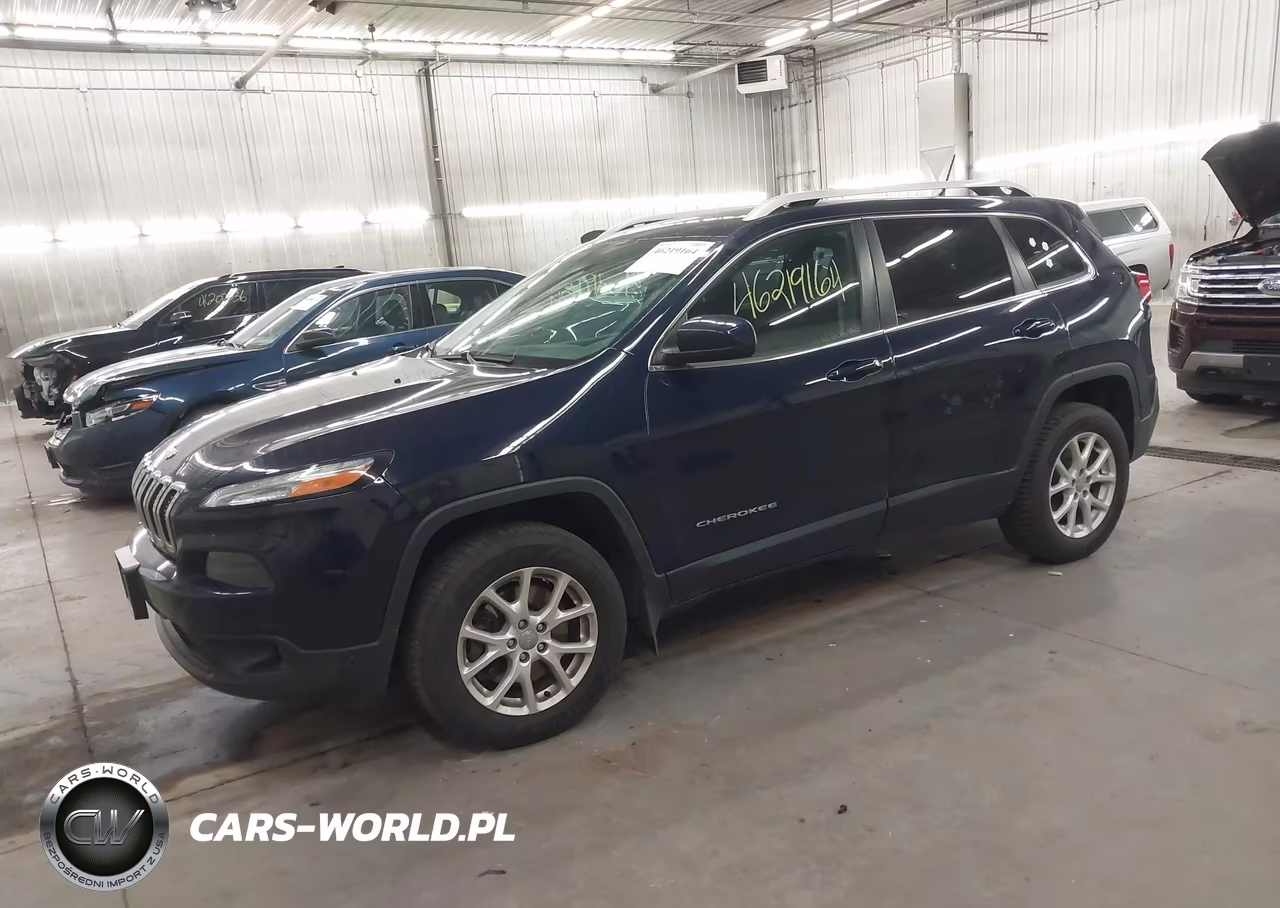 2014 Jeep Cherokee Latitude VIN:1C4PJMCS7EW230252 - 2
