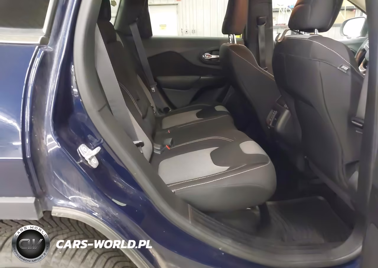 2014 Jeep Cherokee Latitude VIN:1C4PJMCS7EW230252 - 8