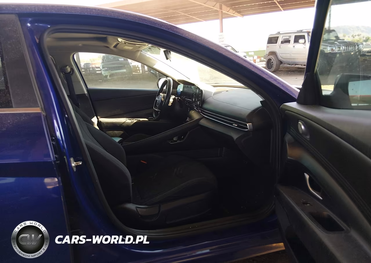 2022 Hyundai Elantra Sel VIN:KMHLN4AG8NU255105 - 5