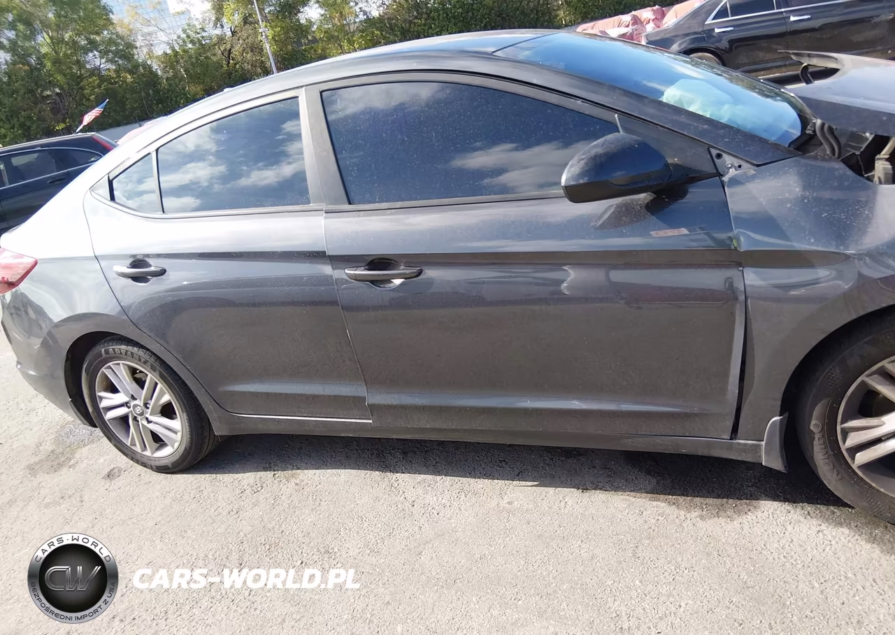 2020 Hyundai Elantra Sel VIN:5NPD84LF3LH591904 - 13