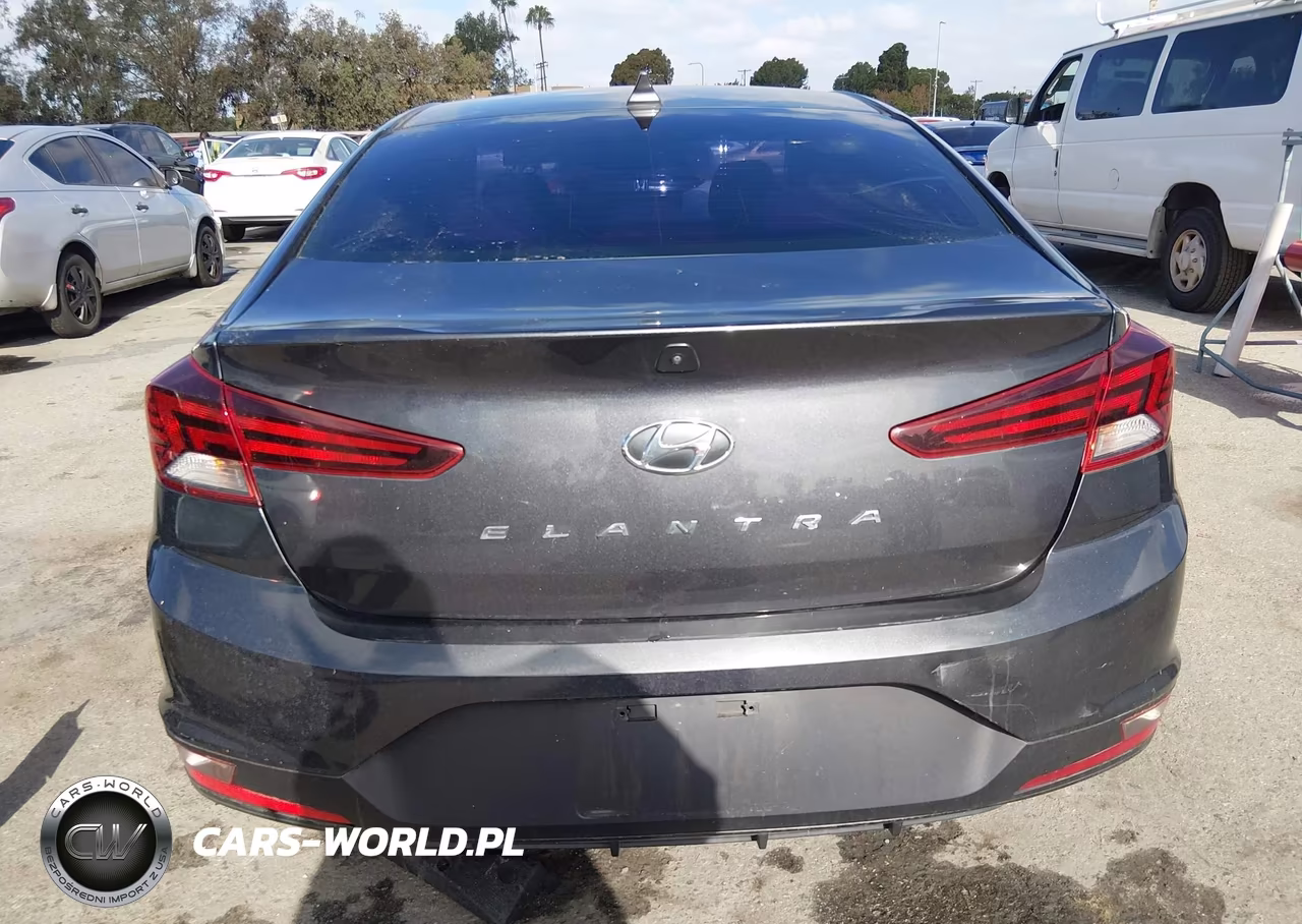 2020 Hyundai Elantra Sel VIN:5NPD84LF3LH591904 - 16