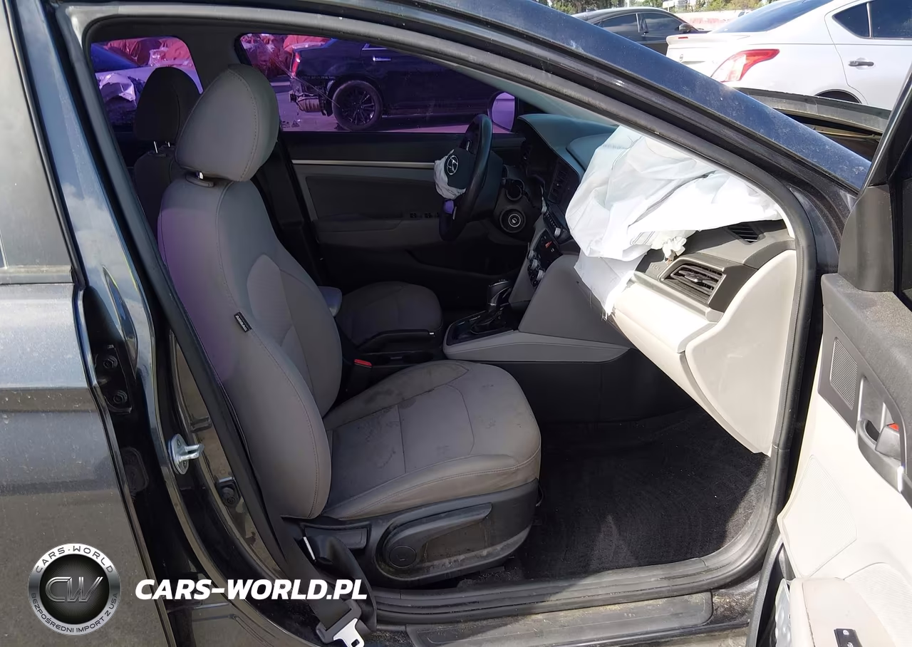2020 Hyundai Elantra Sel VIN:5NPD84LF3LH591904 - 5