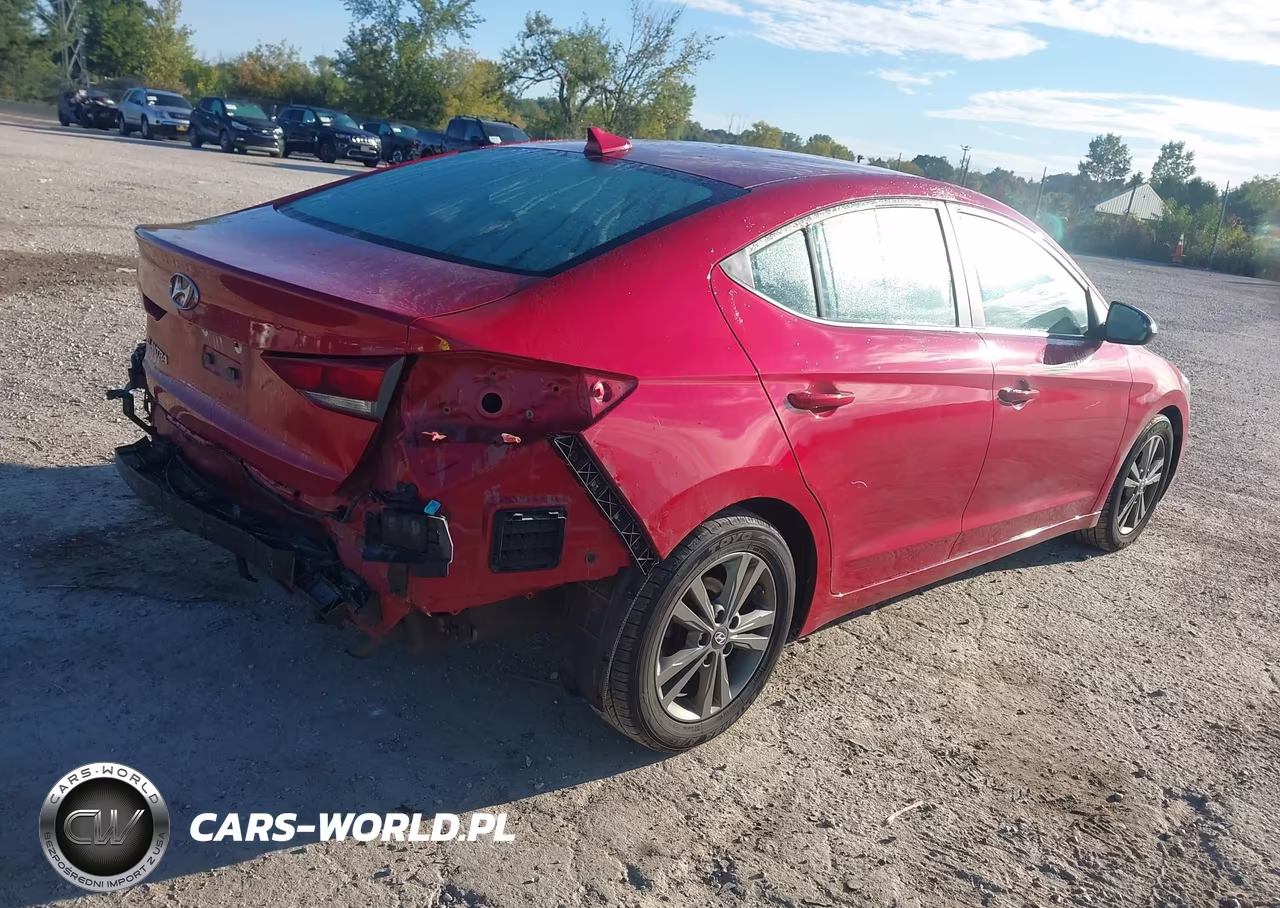 2018 Hyundai Elantra Sel VIN:5NPD84LF7JH294096 - 4