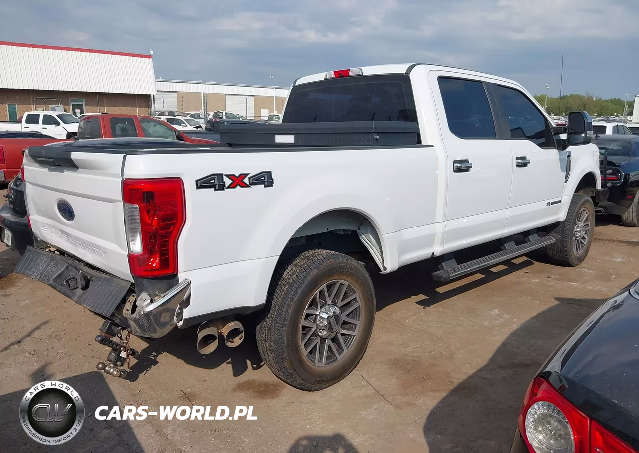2017 Ford F-250 Xl VIN:1FT7W2BT9HEC41828 - 4