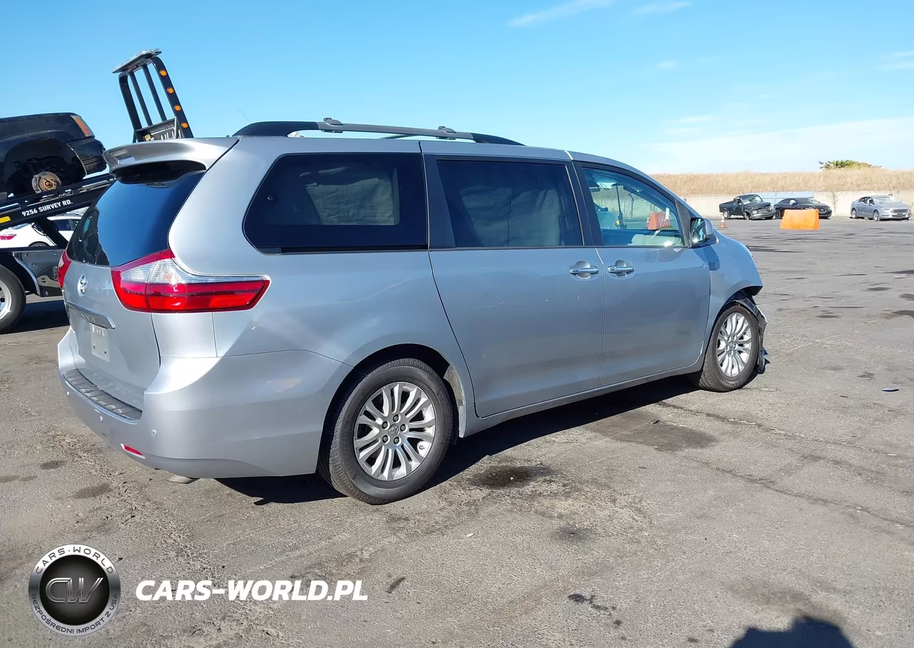 2015 Toyota Sienna Xle Premium 8 Passenger VIN:5TDYK3DC2FS677558 - 13