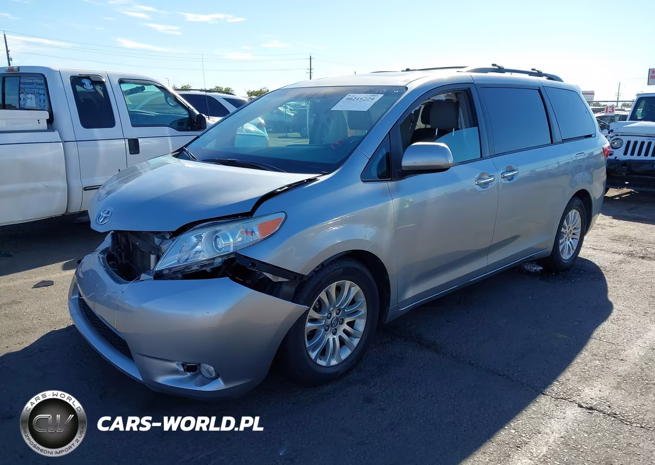 2015 Toyota Sienna Xle Premium 8 Passenger VIN:5TDYK3DC2FS677558 - 2