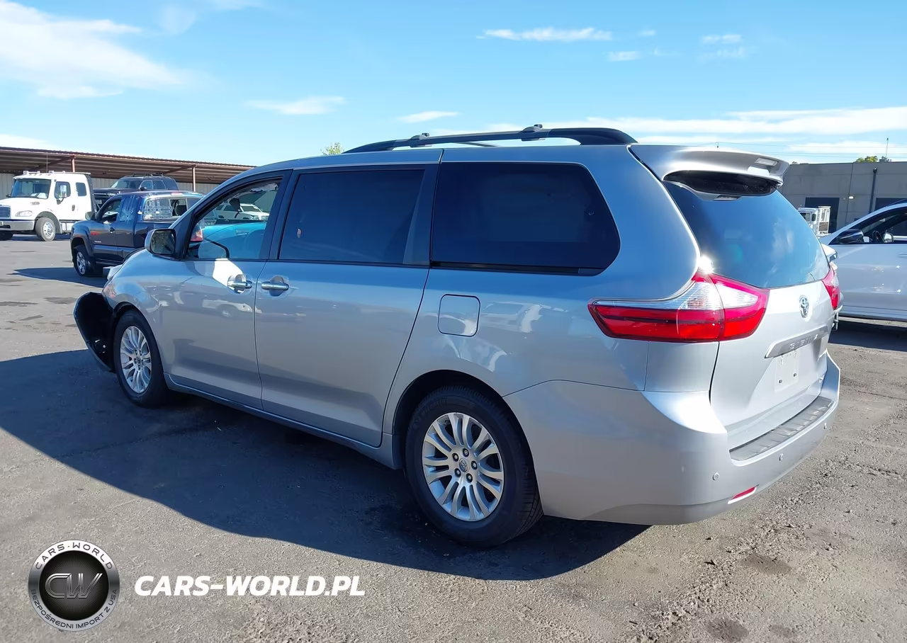 2015 Toyota Sienna Xle Premium 8 Passenger VIN:5TDYK3DC2FS677558 - 3