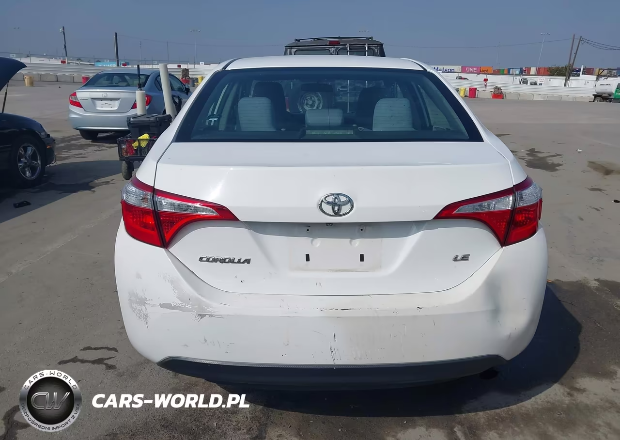 2015 Toyota Corolla Le VIN:2T1BURHE2FC404806 - 16