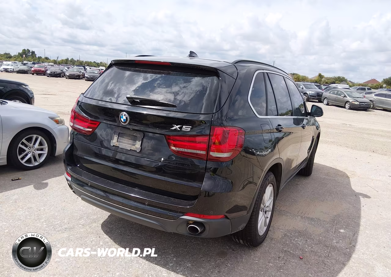 2015 BMW X5 xDrive35I VIN:5UXKR0C53F0P12323 - 4
