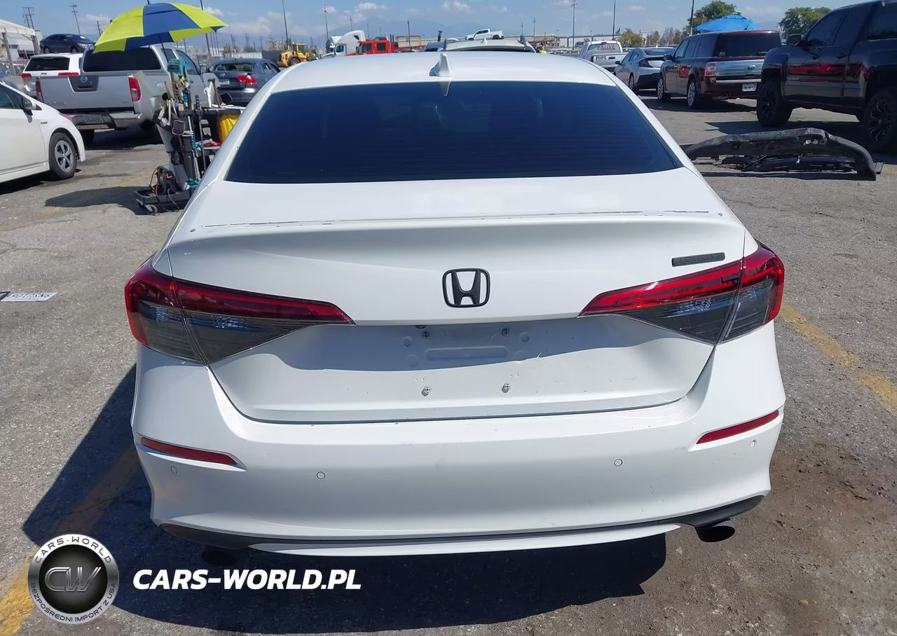 2024 Honda Civic Touring VIN:2HGFE1F97RH335208 - 17