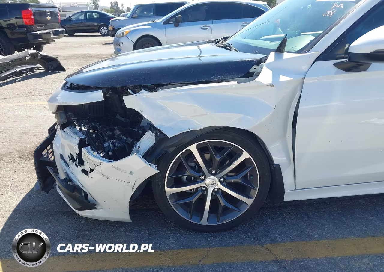 2024 Honda Civic Touring VIN:2HGFE1F97RH335208 - 19