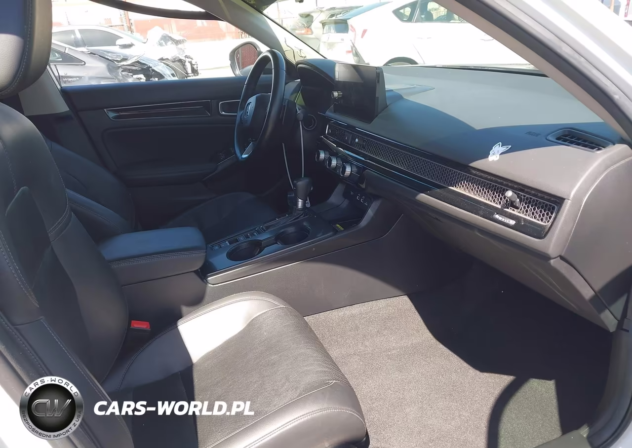 2024 Honda Civic Touring VIN:2HGFE1F97RH335208 - 5