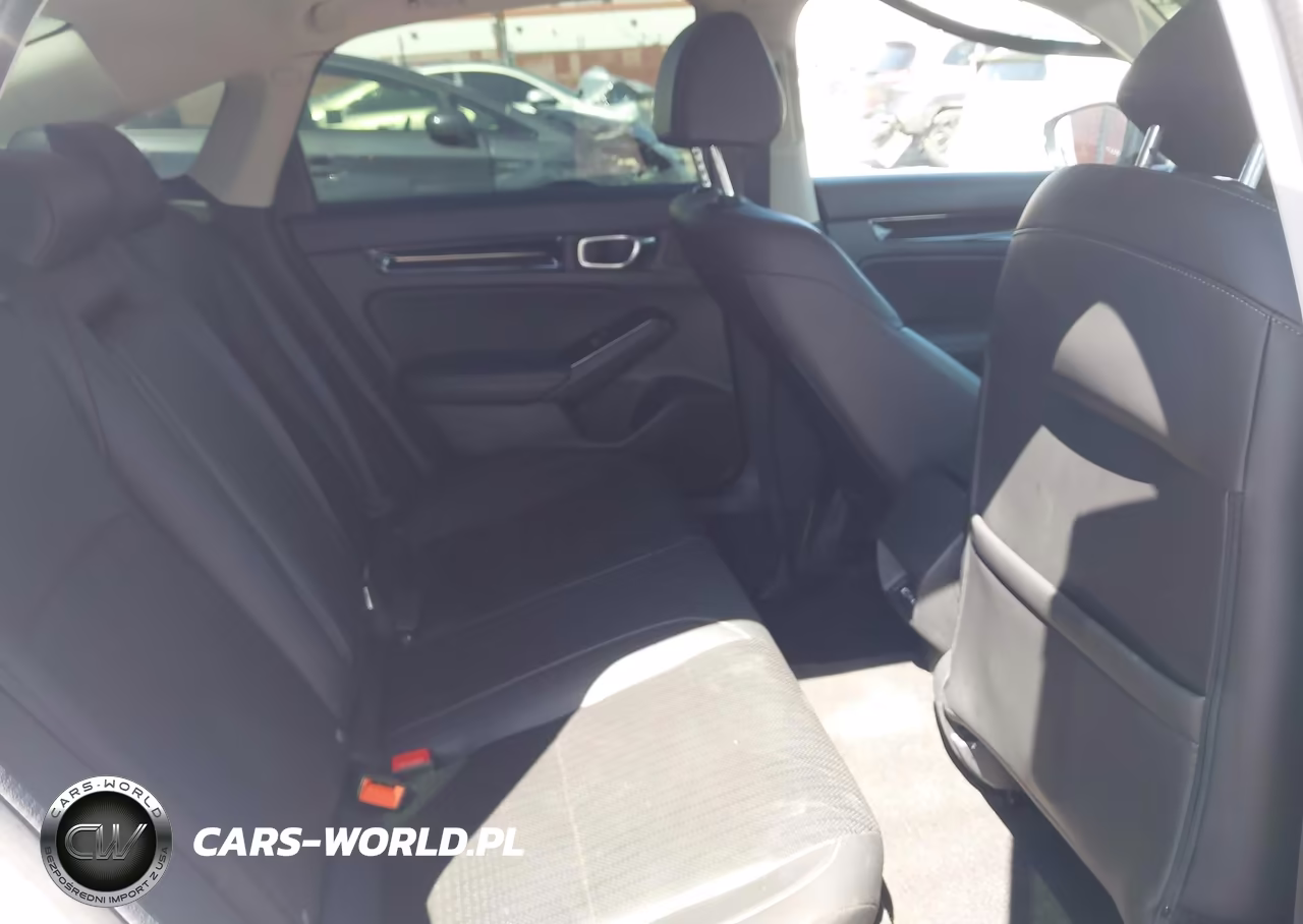 2024 Honda Civic Touring VIN:2HGFE1F97RH335208 - 8