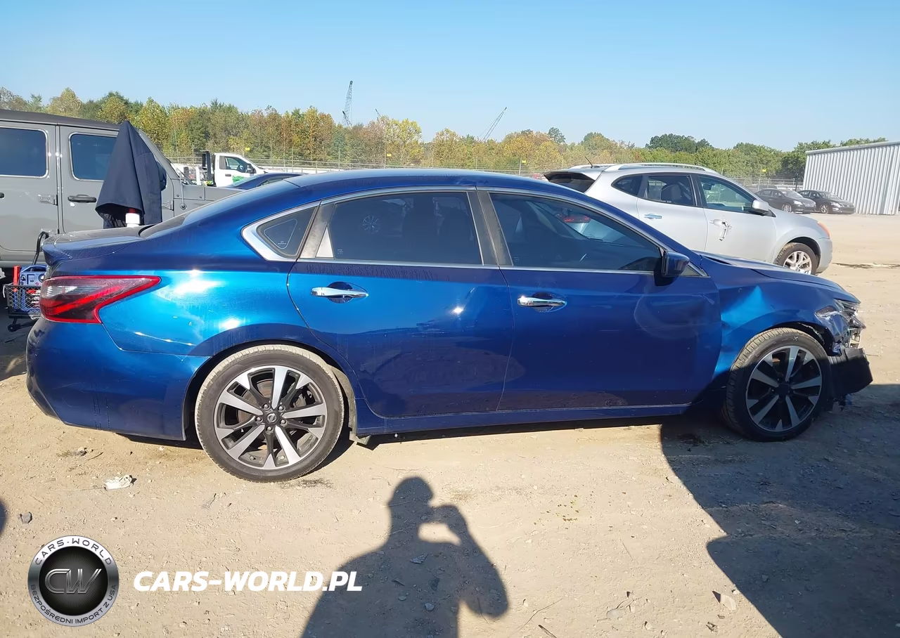 2018 Nissan Altima 2.5 Sr VIN:1N4AL3AP8JC111099 - 13