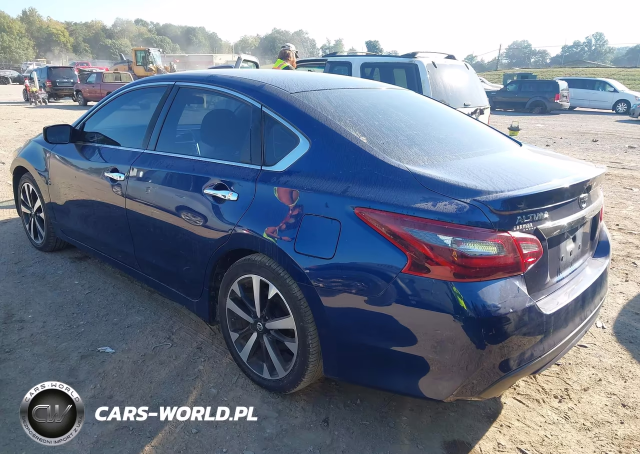 2018 Nissan Altima 2.5 Sr VIN:1N4AL3AP8JC111099 - 3
