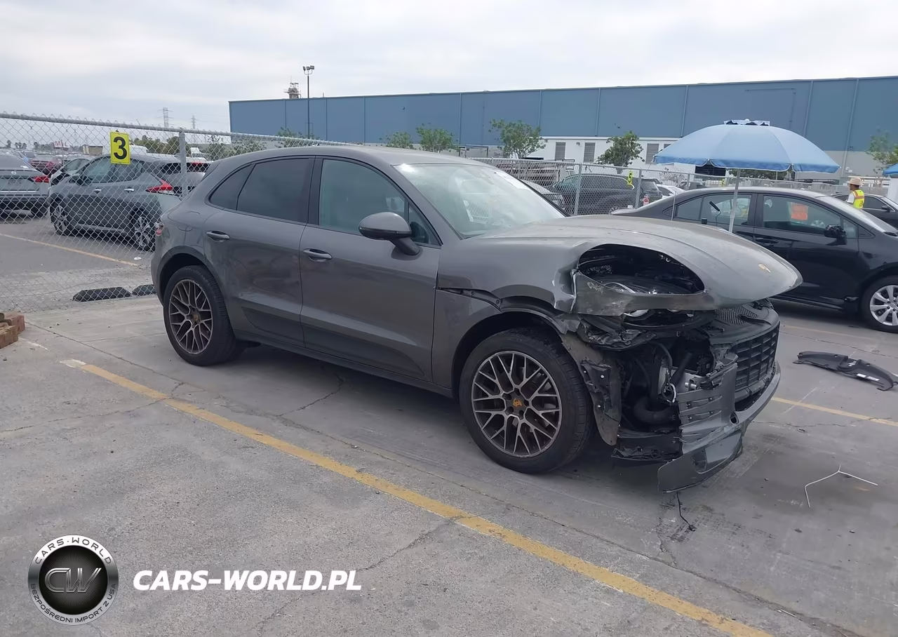 2018 Porsche Macan Sport Edition