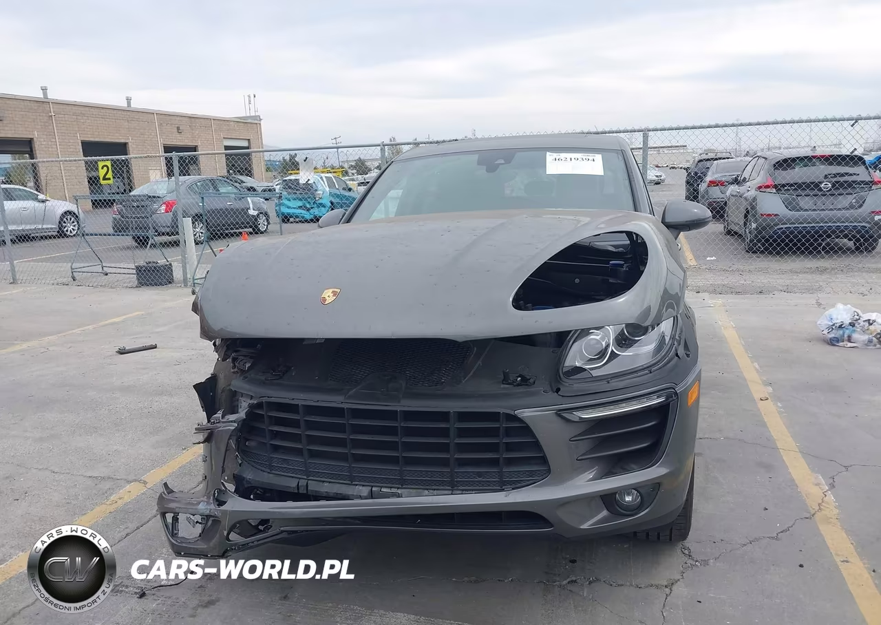 2018 Porsche Macan Sport Edition VIN:WP1AA2A50JLB07796 - 13