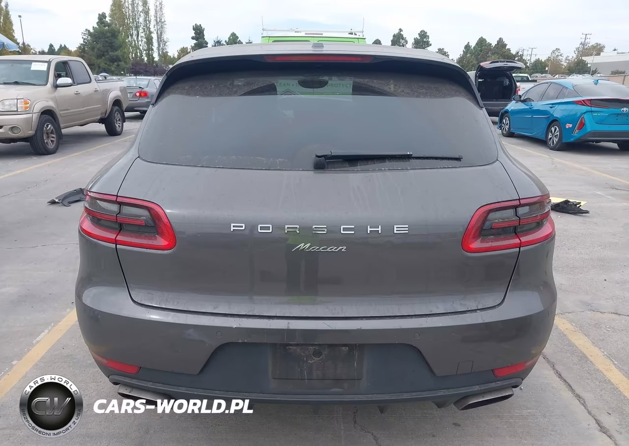2018 Porsche Macan Sport Edition VIN:WP1AA2A50JLB07796 - 17